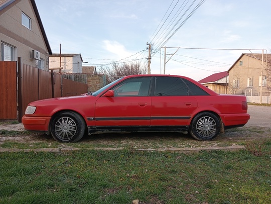Продам ауди 100 1993 год, (1)
