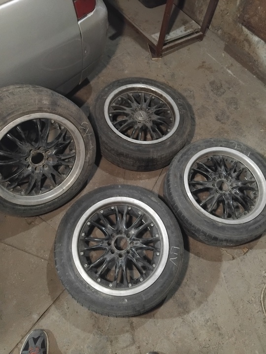 Продам комплект колёс зимних 
5х114.3 (3)