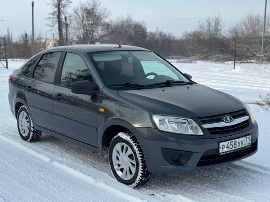 Продам LADA GRANTA Liftback 1.6 (2)