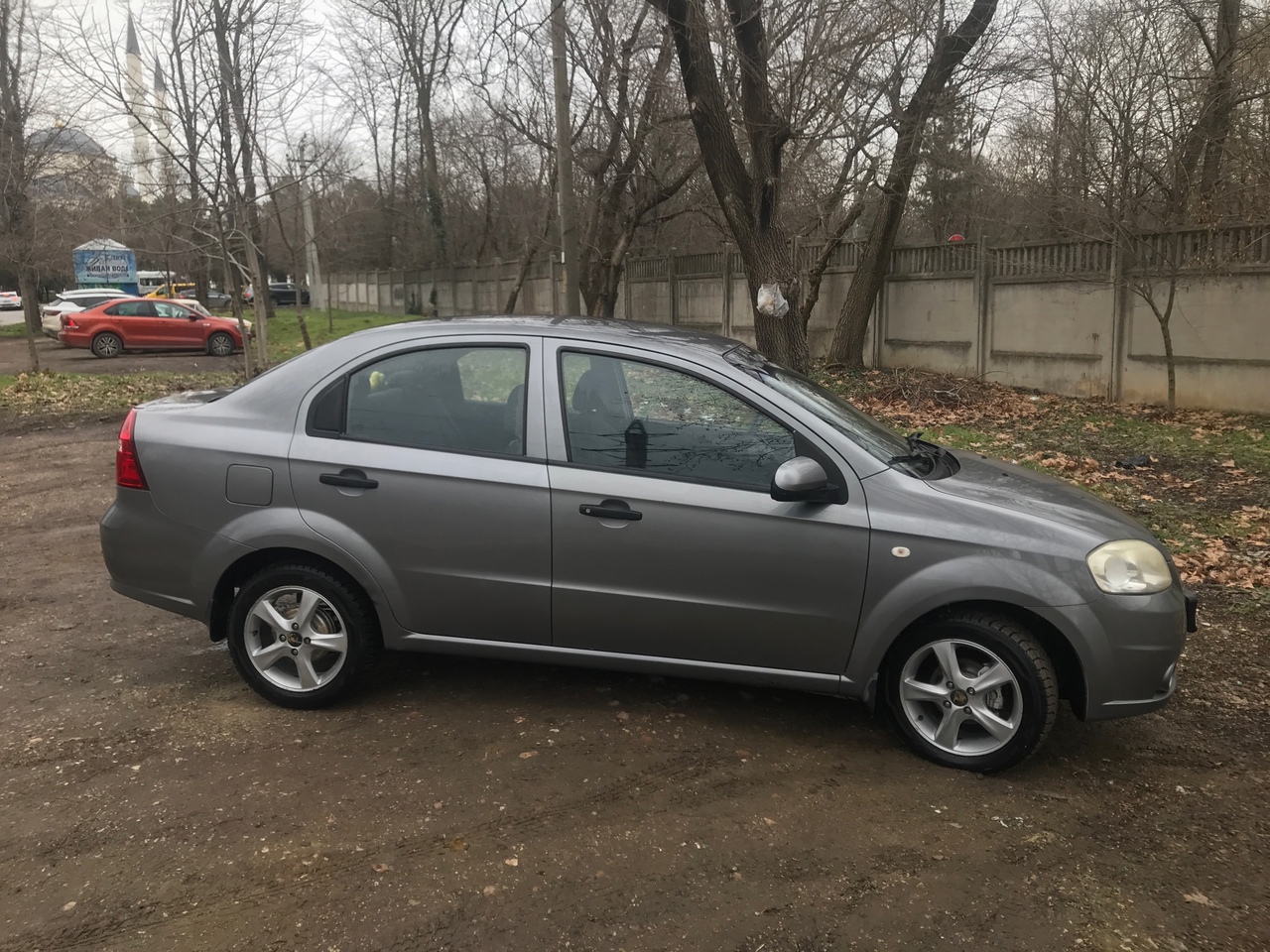 Шевроле авео т250 
2009г
250к пробег
Цена (3)