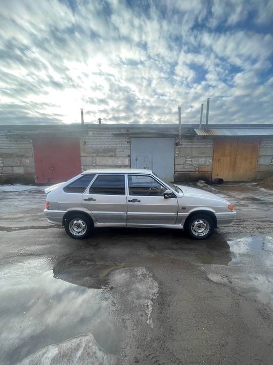 Автомобиль: ВАЗ 2114
Город осмотра:Тутаев
Год: 2008
Пробег: (1)