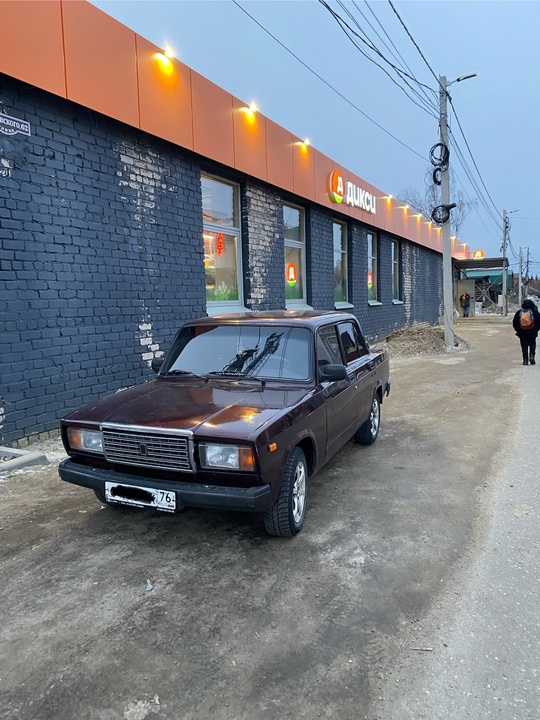 Доброго времени суток !
Продам ваз (2)
