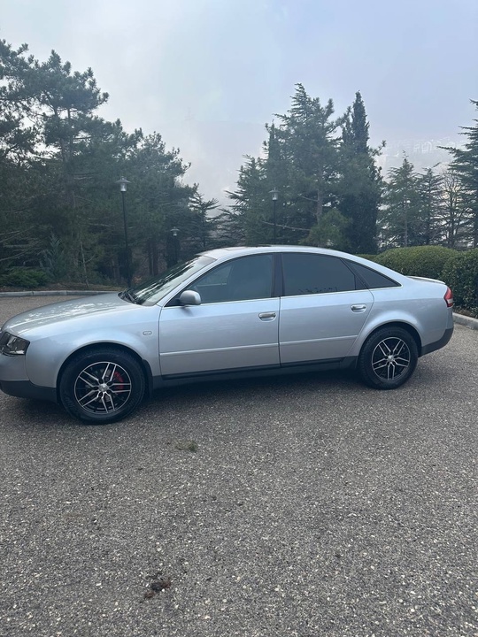 Продам Audi A6 C5 2.8 (6)