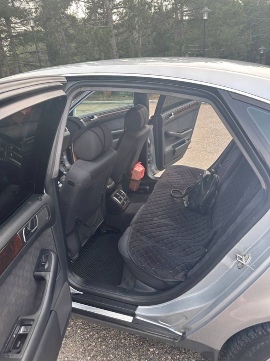 Продам Audi A6 C5 2.8 (8)