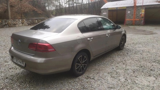 Продам b7.2012 / 1.4 автомат (1)