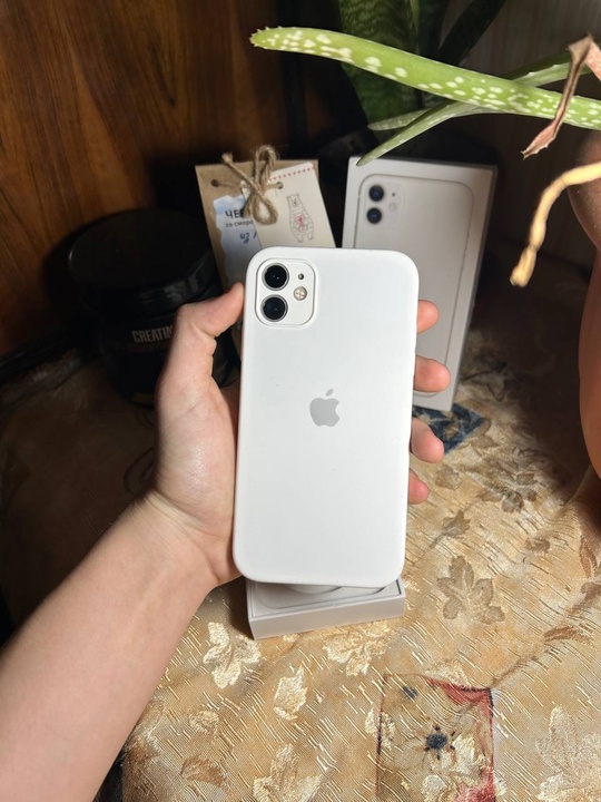 Продам iPhone 11/64gb 
Телефон в (2)