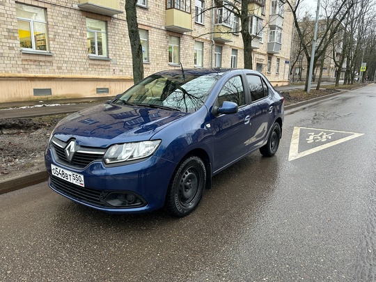 - Renault Logan 1.6 АТ