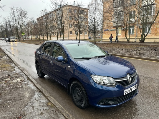 - Renault Logan 1.6 АТ (2)