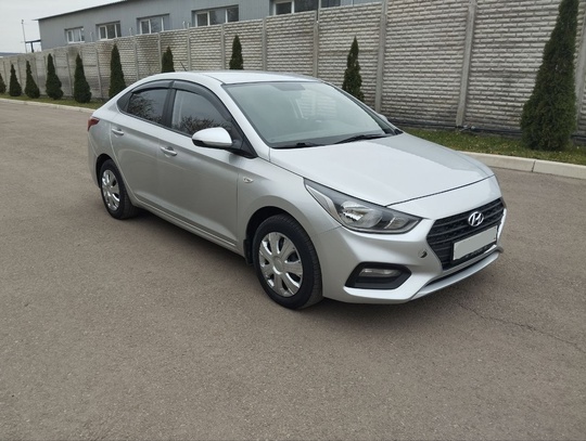 Продам Hyundai Solaris 2019 Год (1)