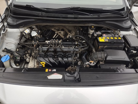 Продам Hyundai Solaris 2019 Год (8)