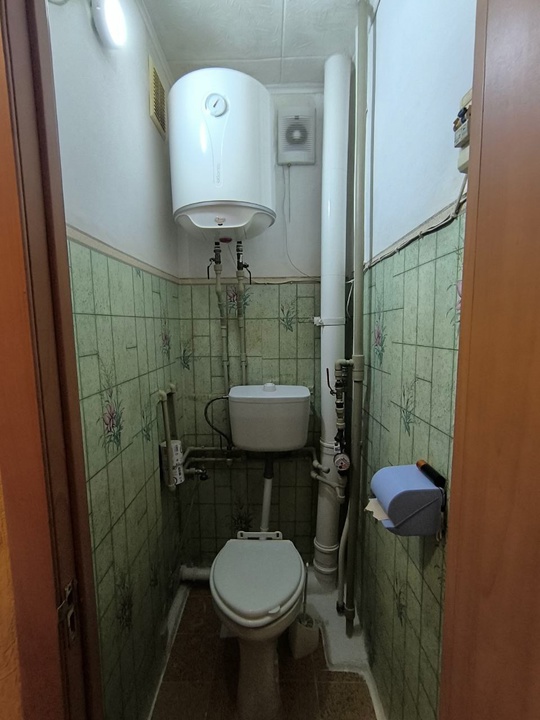 Продам 3-комн. квартиру на 1-ом (7)