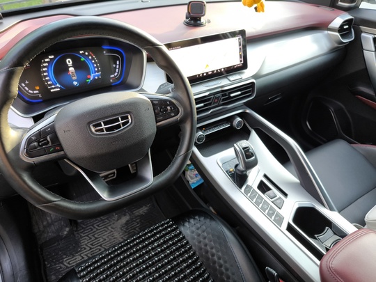 Продам Geely Coolray 2021( декабрь)
Характеристики (4)