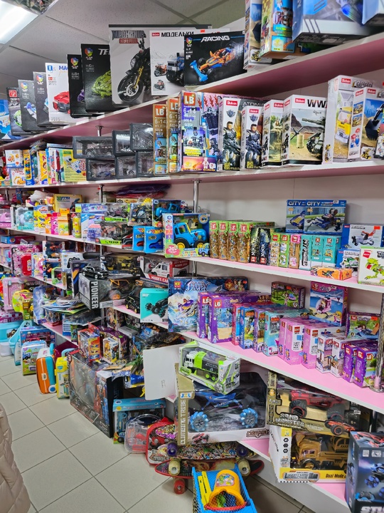 Продам комплект торговой мебели новый (3)