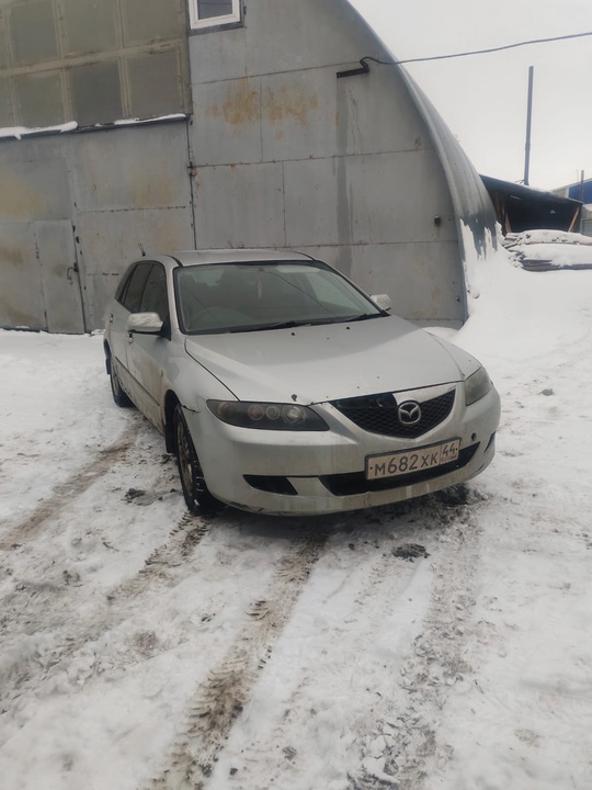 Продам 
Mazda Atenza, 2002 года.
Праворукий (3)
