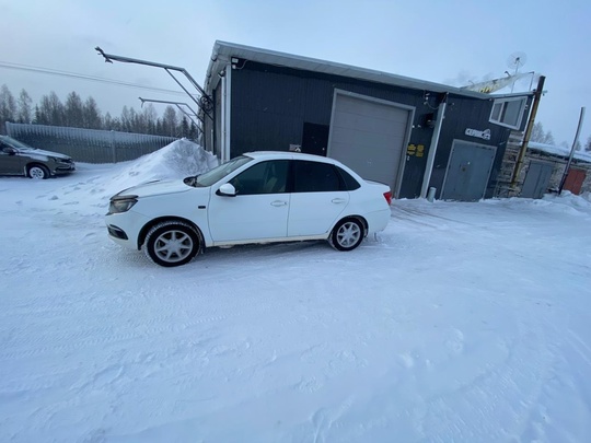 Продам 
Машина в родном окрасе (2)