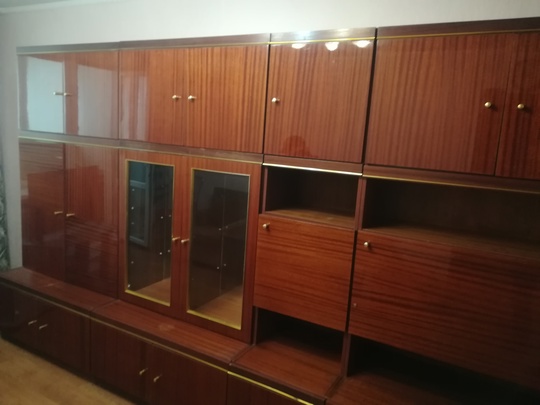 Продается стенка с Советского Союза.