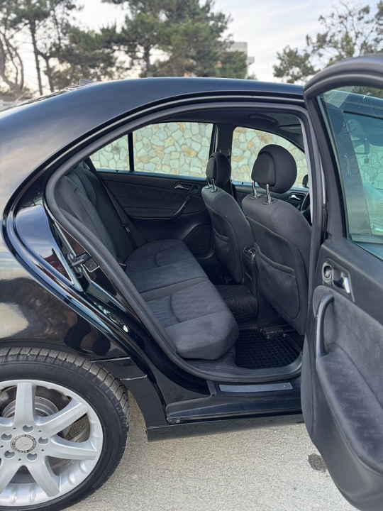 Продам Mercedes-Benz C180 2001г в (6)