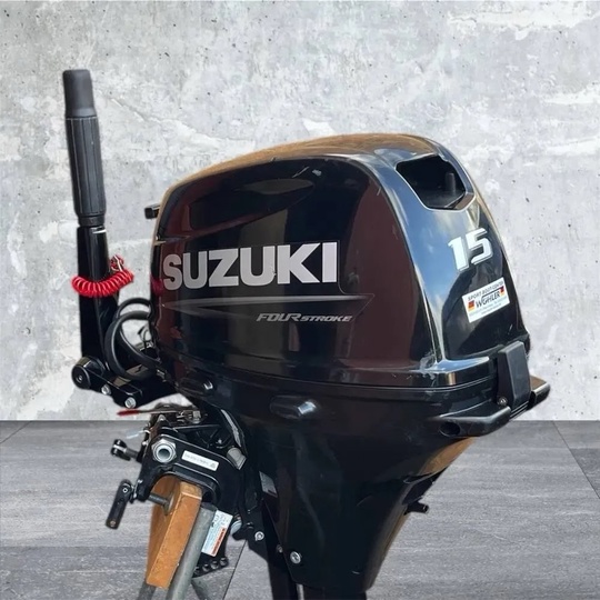 Лодочний мотор Suzuki 15 -