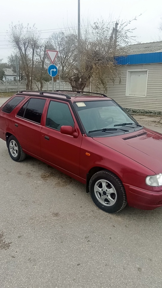 Продам Шкода фелицыя езжу каждый