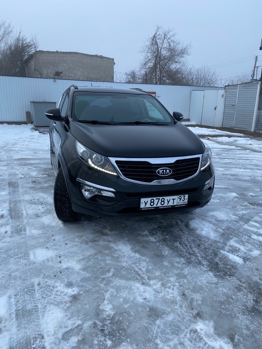 KIA Sportage 
Год выпуска 2010
Двигатель