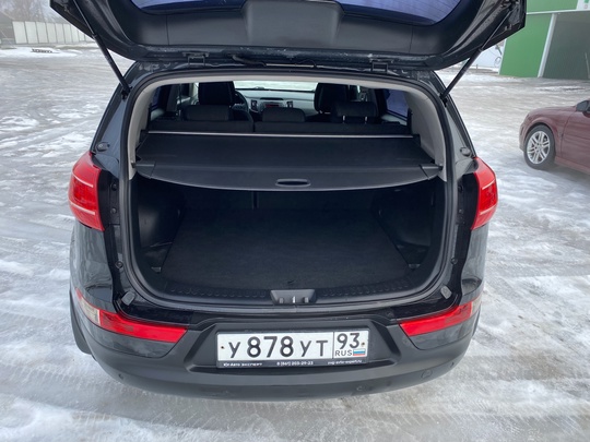 KIA Sportage 
Год выпуска 2010
Двигатель (8)