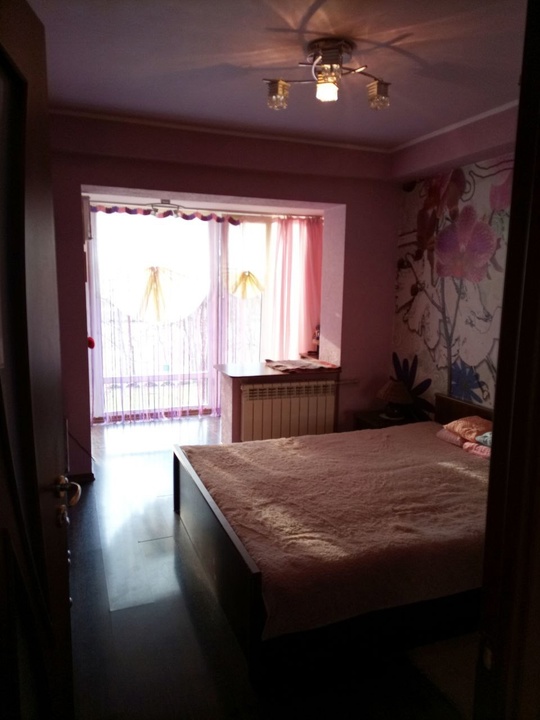 Продам 3-комнатную квартиру в Луганске, (1)
