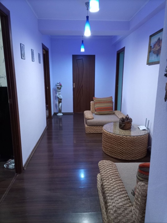 Продам 3-комнатную квартиру в Луганске, (3)