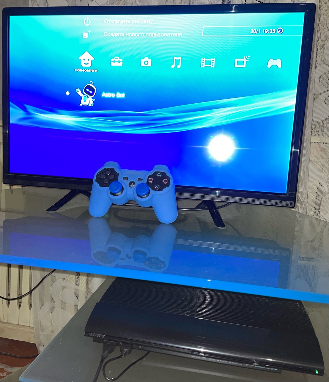 Sony PlayStation 3 Super slim.500 (2)