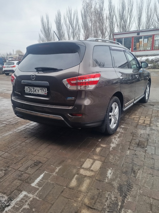 Ниссан Патфайндер, 2014 год, 2.5 (2)