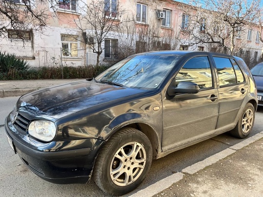В продаже хороший, надёжный автомобиль. (7)