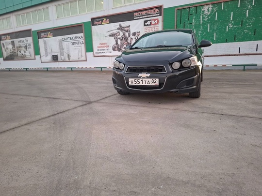 Продам хорошую Авео 2012 года (1)