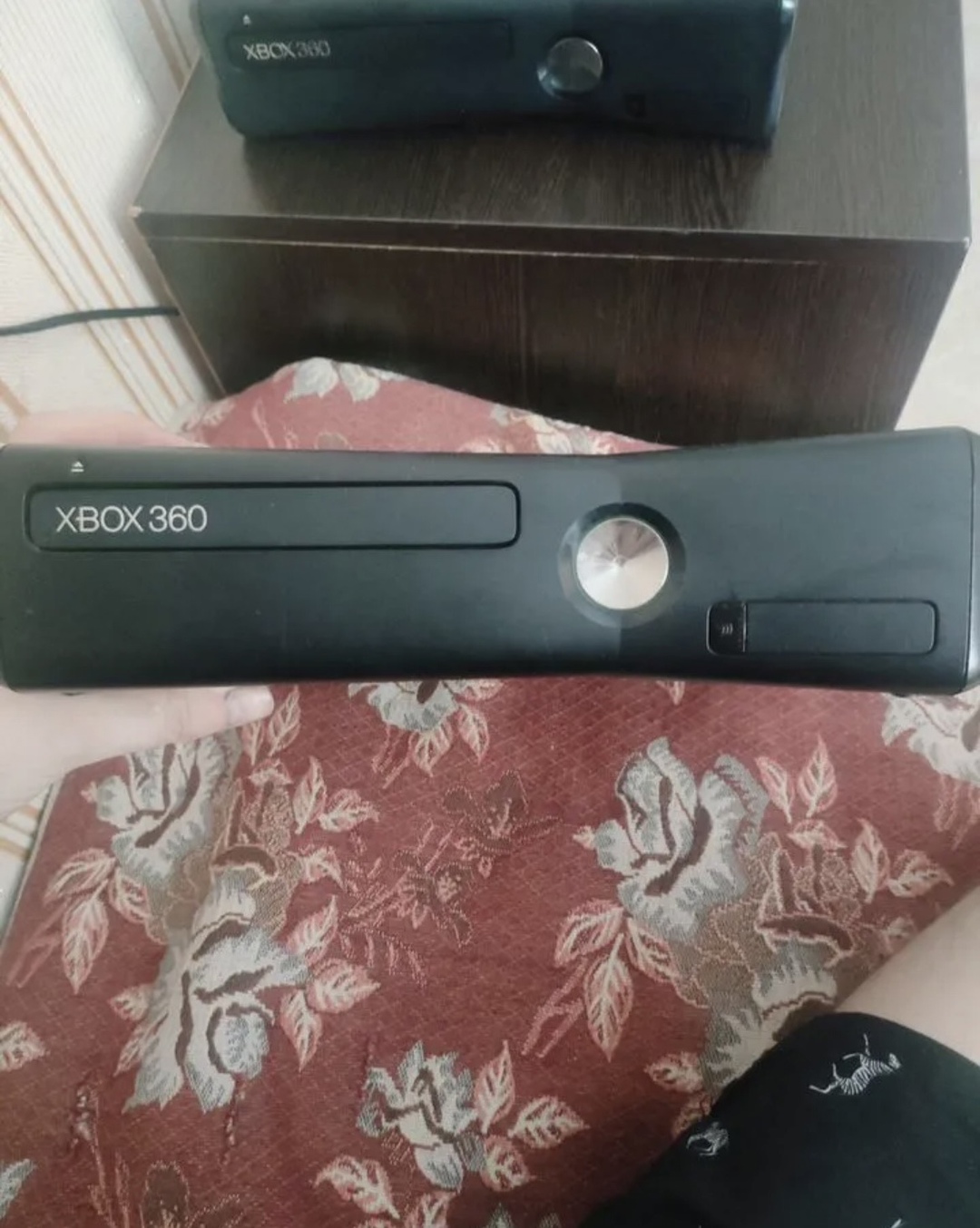 Xbox 360 slim 250 gb.
Не (1)