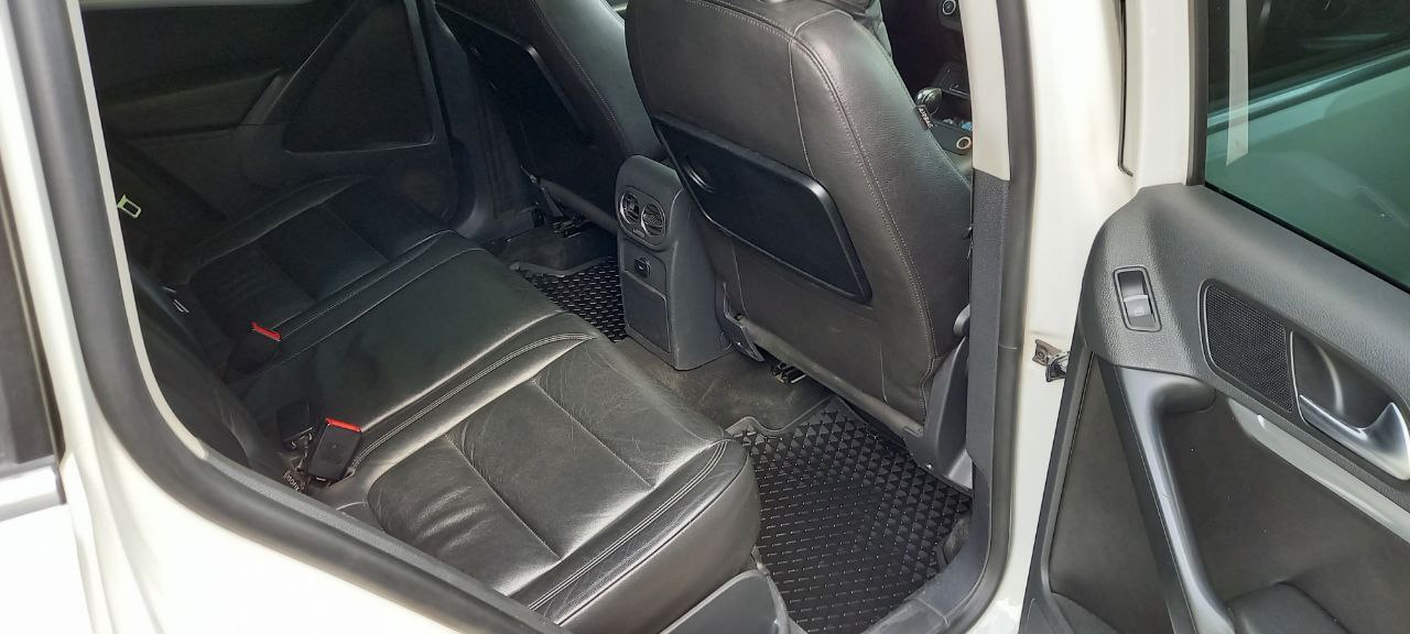 VoIkswagen Tiguan 2012 г.в.
На Автомате. (7)