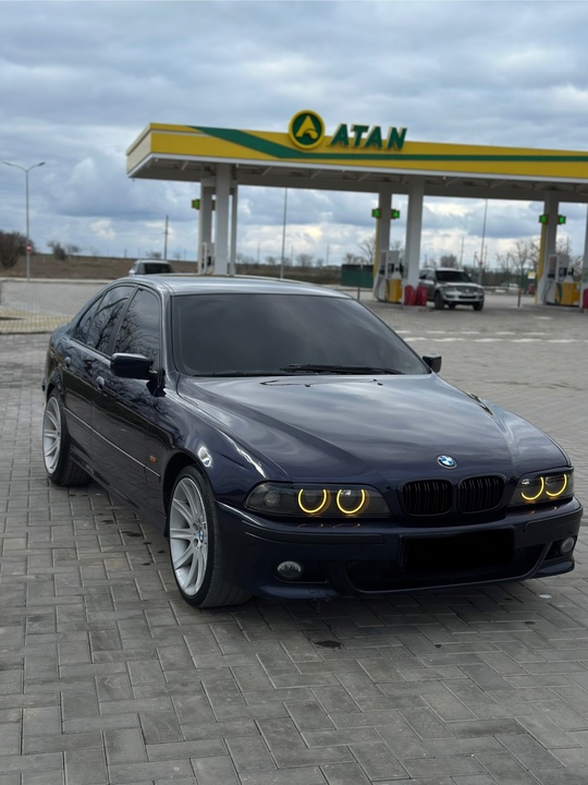 Продам либо обмен BMW E39
Мотор (2)