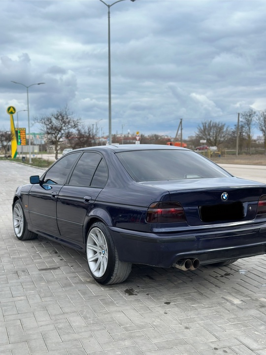 Продам либо обмен BMW E39
Мотор (3)