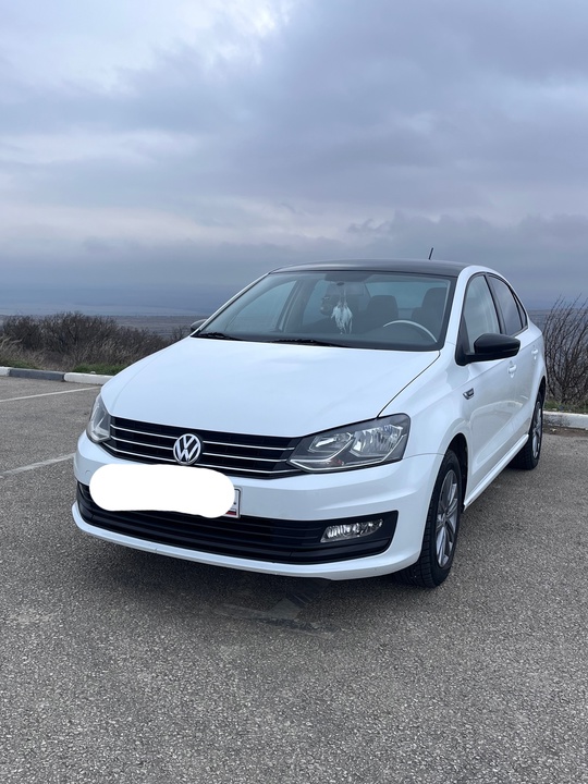 Volkswagen Polo 2019 (комплектация CONNECT (2)