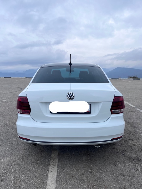 Volkswagen Polo 2019 (комплектация CONNECT (5)