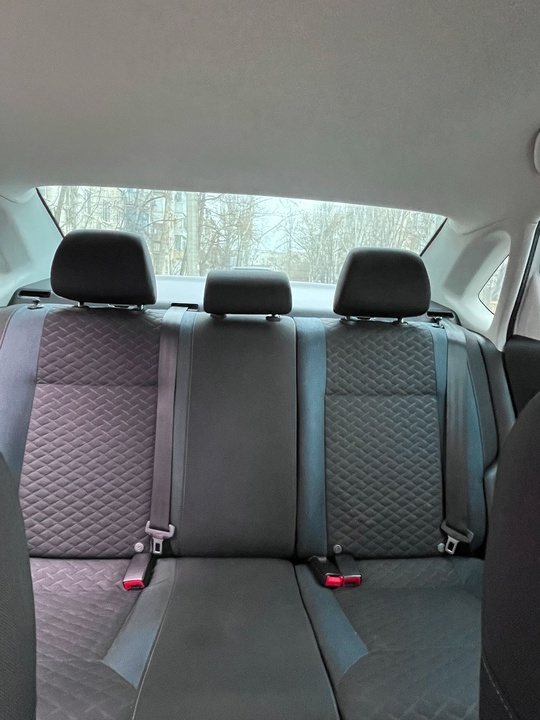 Volkswagen Polo 2019 (комплектация CONNECT (9)