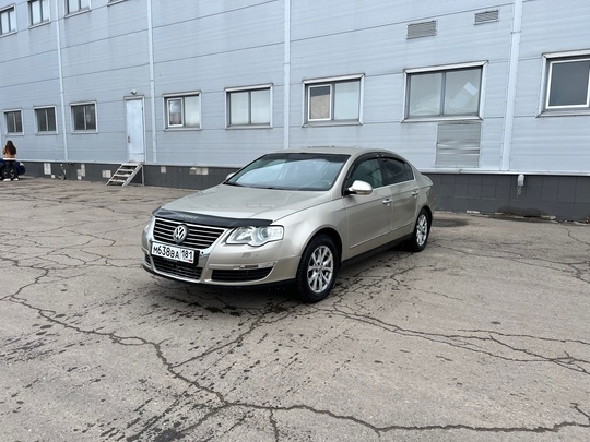 Volkswagen Passat B6 
Цена :
