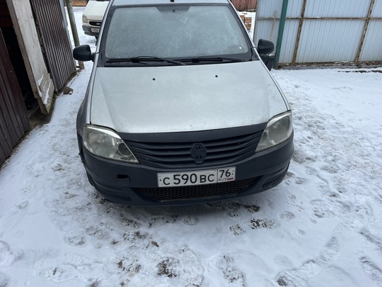 Продам логан 1.4 2015 год