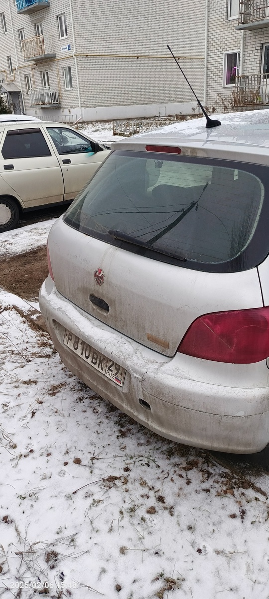 Продам 
Пижо 307 2002г
АКПП
Кандей 
Жопагрей (3)