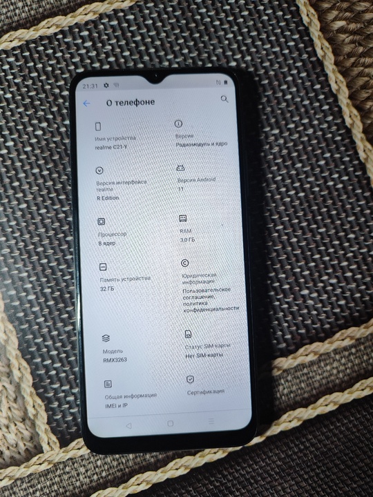 Продам смартфон Realme C 21-Y (1)