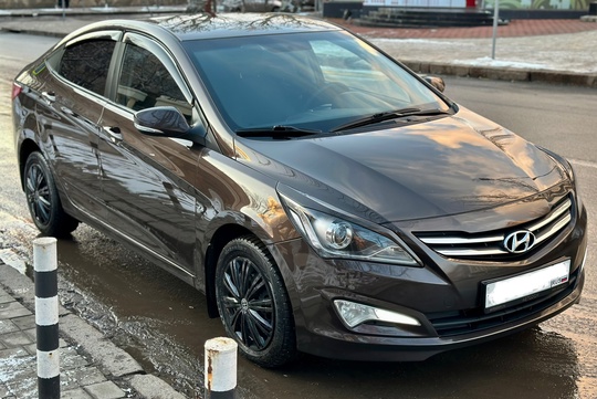 hyundai solаris 2014г.в
oбъем 1.6 резвая. (3)