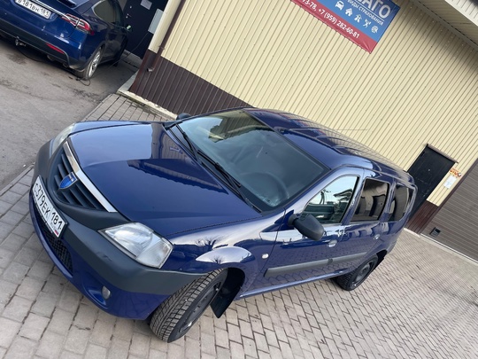 Dacia Logan
2008 год 
1.4 бензин (1)