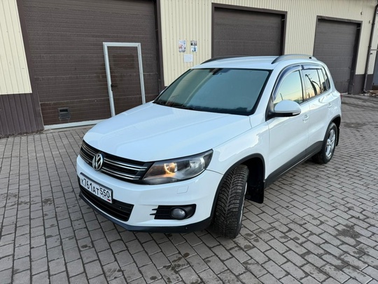 Volkswagen Tiguan 
2015 год рестайлинг