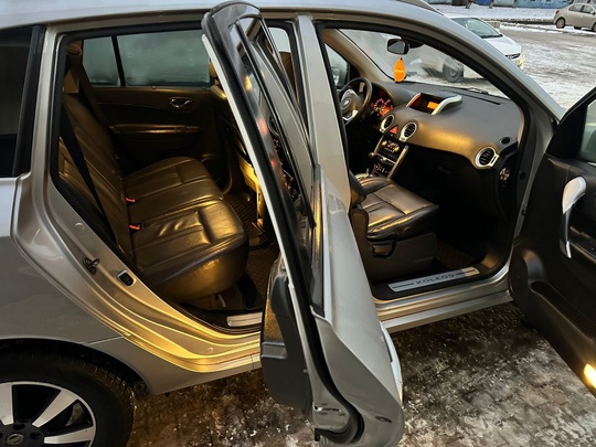 Renault KOLEOS Bose 2009 год, (8)
