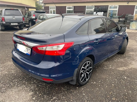Ford Focus 3   (3)