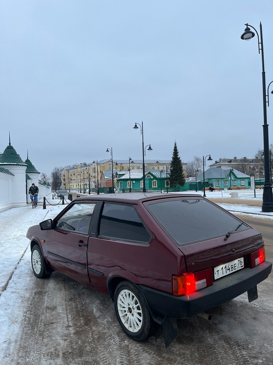 Ваз 2108 
Год 1996
Двигатель инжектор (3)