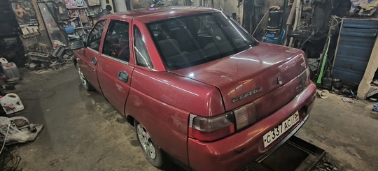 Продам ваз 2110 2001года экспортная, (8)