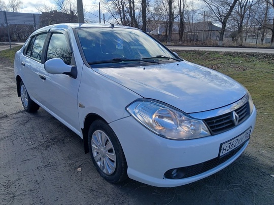 Продаю Рено 2009 год пробег. (1)